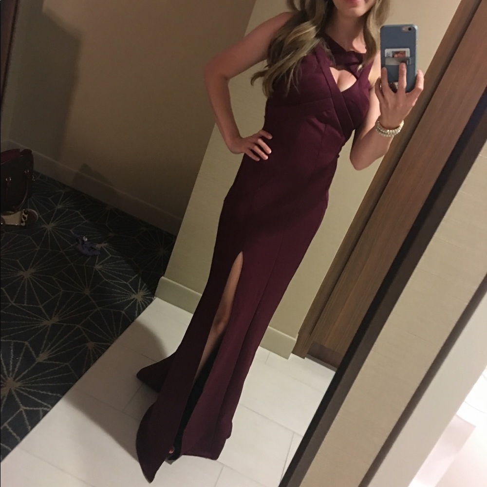 Maroon evening gown size Small formal dress long